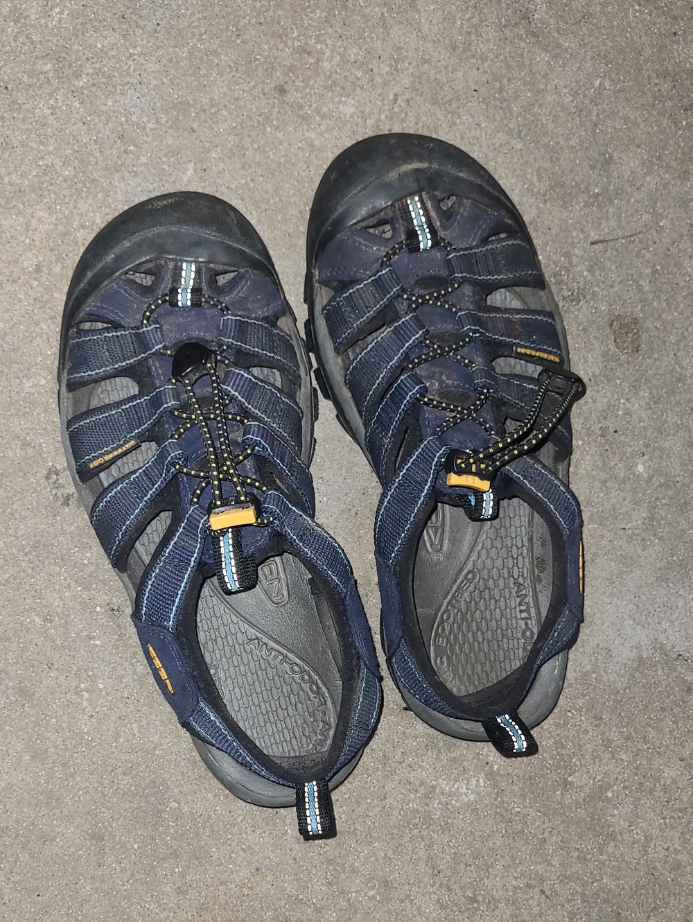 Navy Blue Outdoor Sandal - Sporty Closed-Toe Water Shoe
